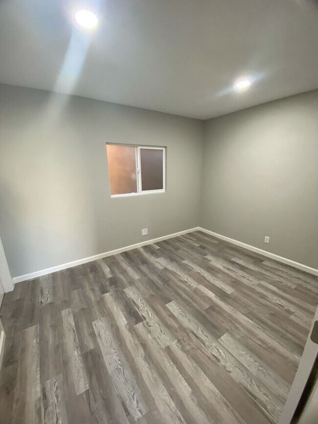 Building Photo - 1 Bedroom 1 Bath Apartment for Rent