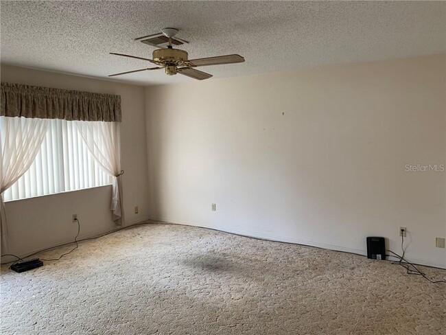 Building Photo - 2248 Greenwich Dr