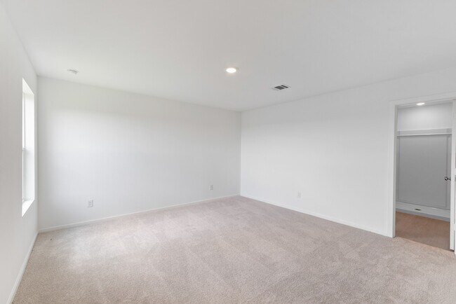 Building Photo - 3041 Majestic Sunrise Dr