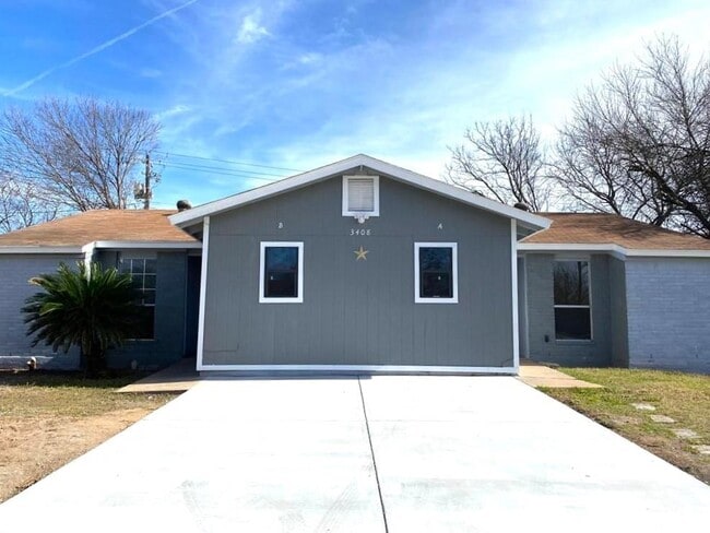 Primary Photo - 3408 Lynridge Dr