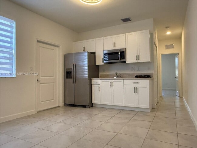 Building Photo - 11909 SW 244th St