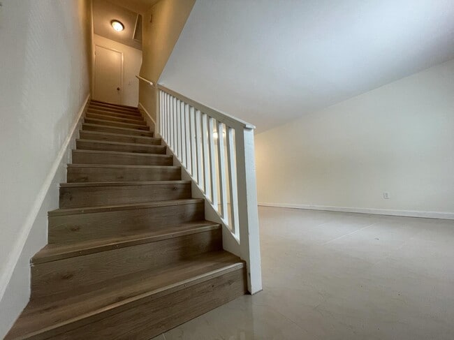 Building Photo - 1231 SW 61st Terrace