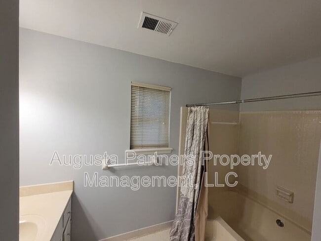 Building Photo - 4768 Red Leaf Ct