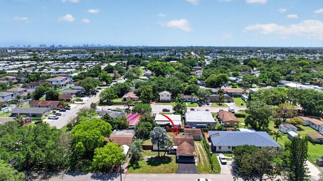 Building Photo - Renovated 3BR/2BA Corner Single-Family Home – Large Fenced Yard, NO HOA