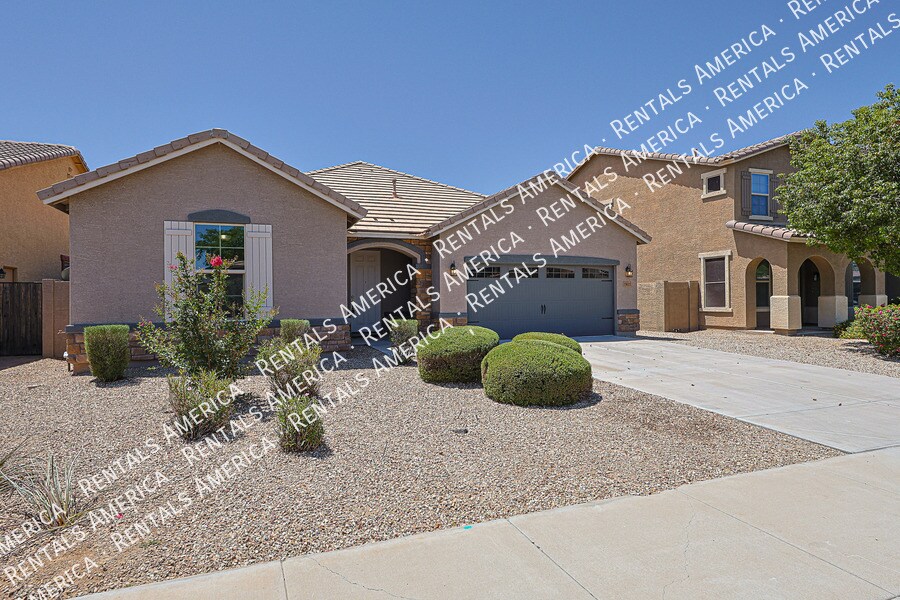 Building Photo - 15611 W Westview Dr