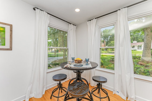 Building Photo - 4014 Sulkirk Rd