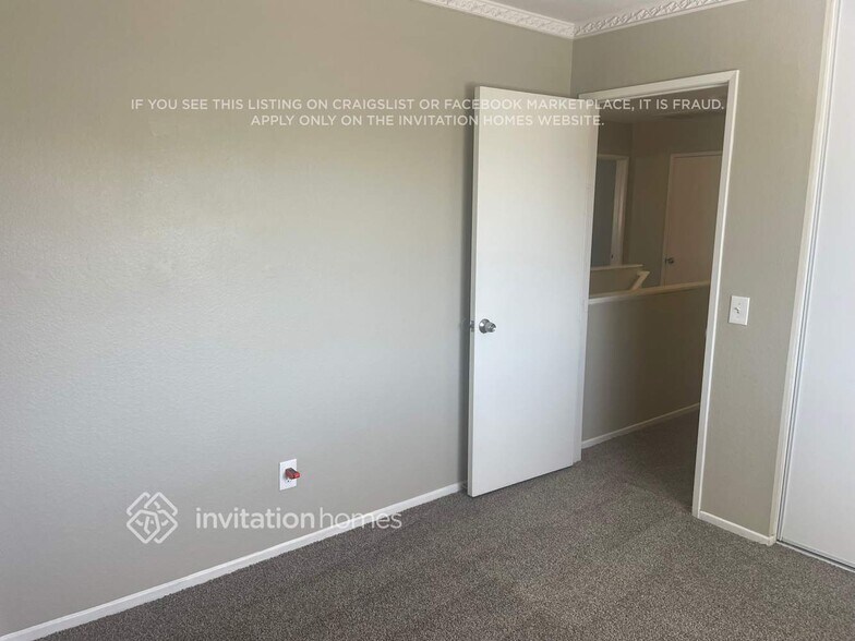 Building Photo - 11646 Robin Dr