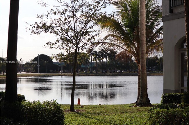 Building Photo - 721 SW 148th Ave