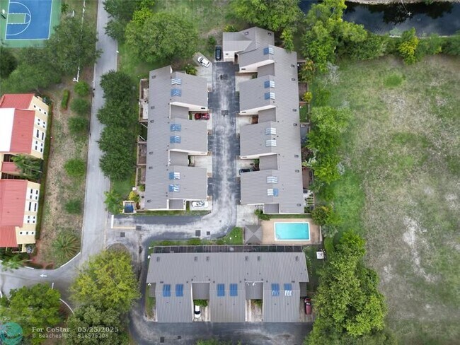 Building Photo - 11678 NW 20th Dr