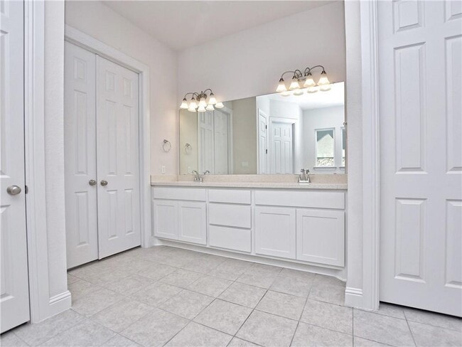 Building Photo - 804 Marbella Vista Way