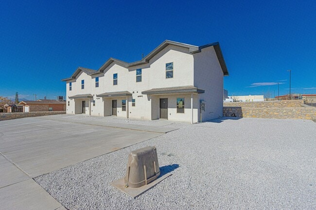 Building Photo - 9397 Senor Tedd Way