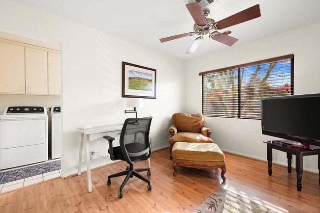 Building Photo - 74681 Peppertree Dr