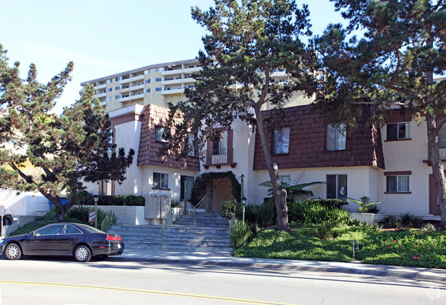 Building Photo - Monterey Apartments