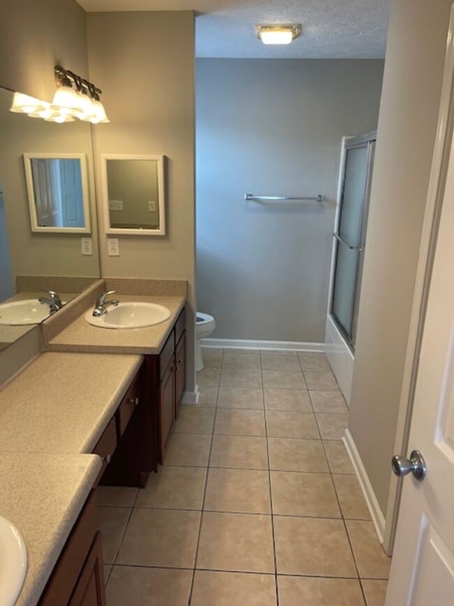 Building Photo - 11721 Cabana Ct