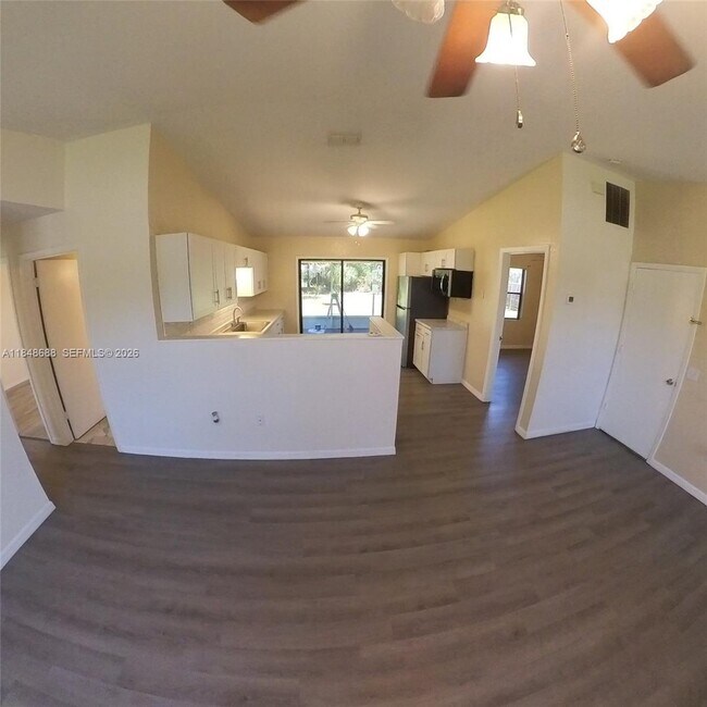 Building Photo - 21548 Seyburn Terrace