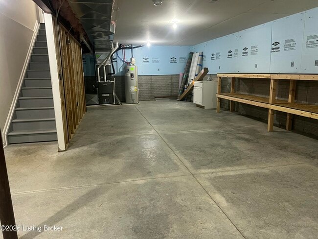 Building Photo - 5057 Tealwood Dr
