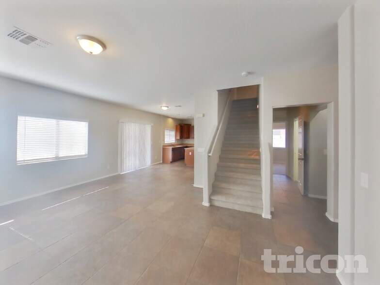 Building Photo - 44103 W Neely Dr