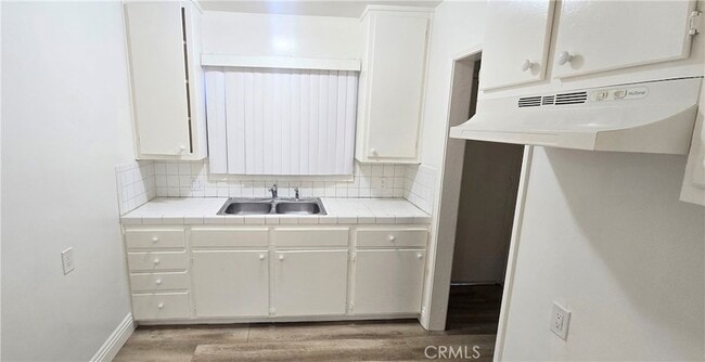 Building Photo - 6702 Flora Ave