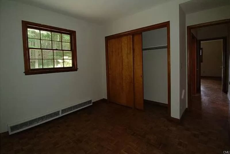 Building Photo - 13 Waterbury St