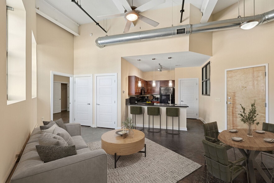 Building Photo - Perry Street Lofts