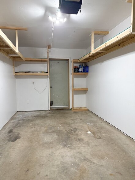 Building Photo - 13517 Zenith Ln