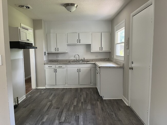 Building Photo - 4317 41st Ave N