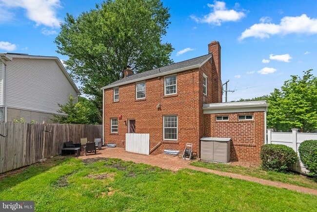 Building Photo - 2200 Windham Ln