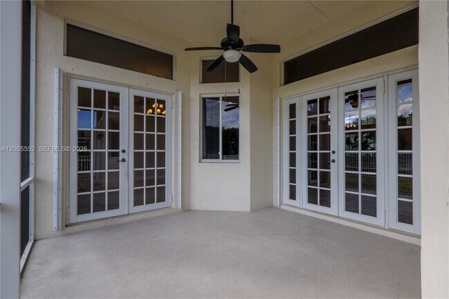 Building Photo - 849 Crestview Cir