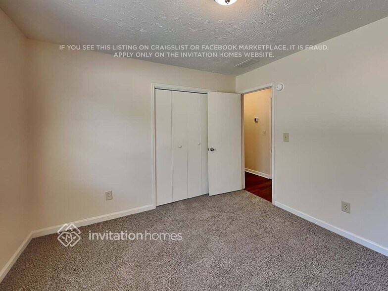 Building Photo - 403 Cindy Dr SE