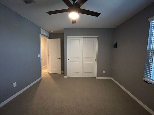 Building Photo - 4473 Suncup Dr