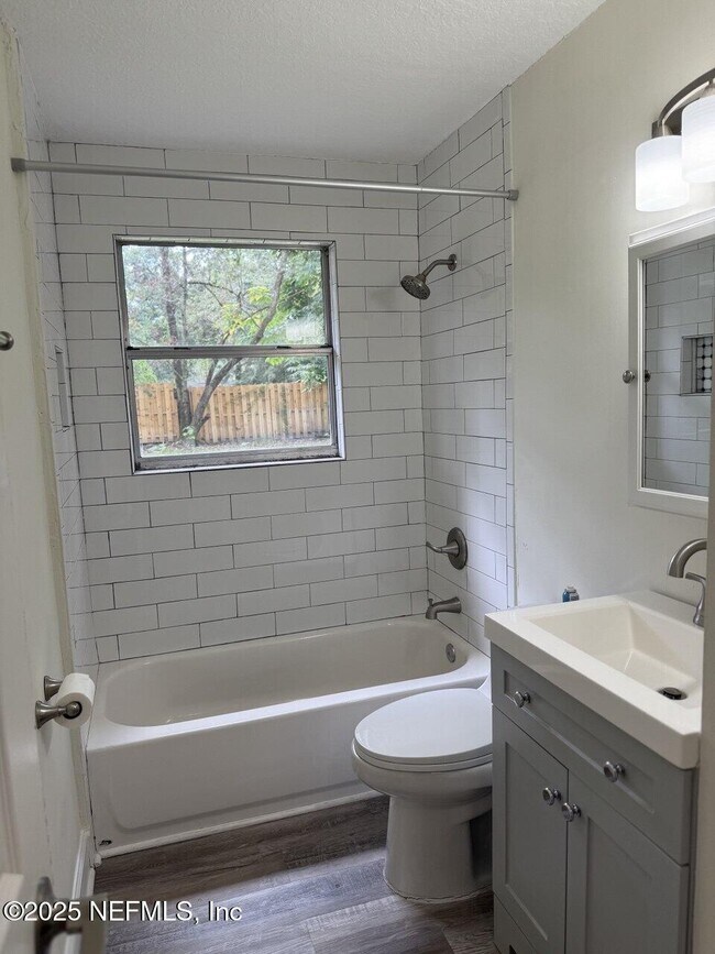 Building Photo - 7262 Kivler Dr