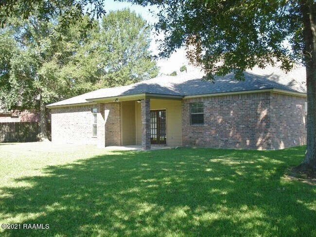 Building Photo - 27 Silver Cedar Ct