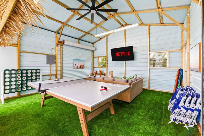 Building Photo - 12263 90th Ave