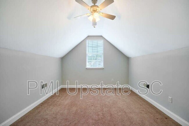 Building Photo - 5 Norwell Ln