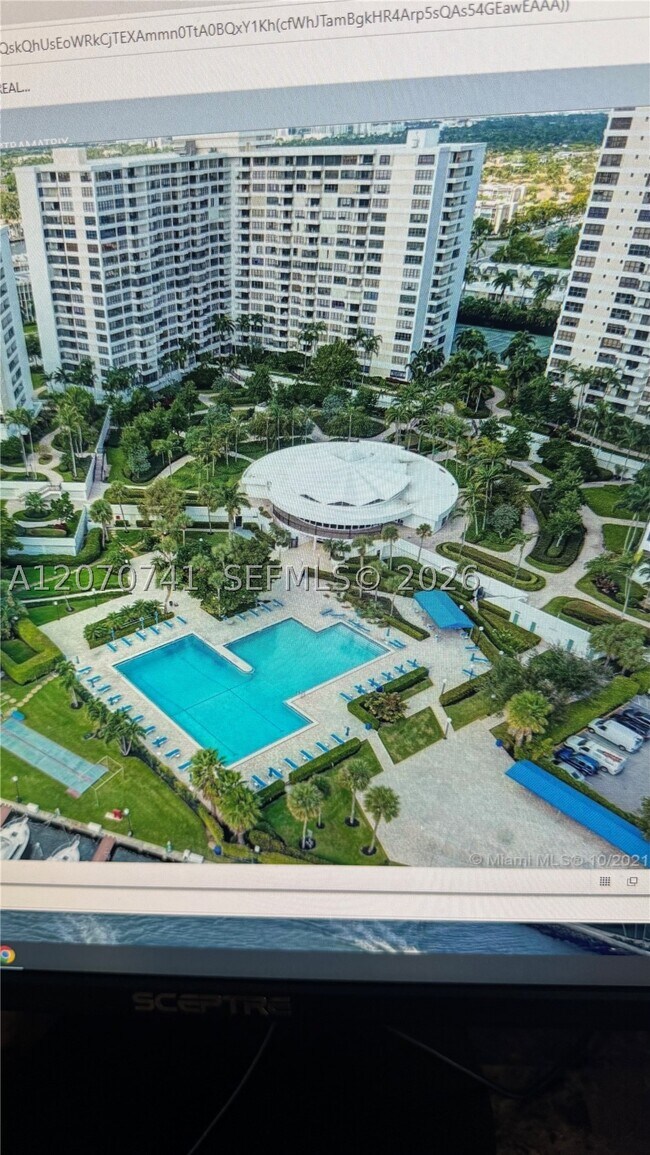 Building Photo - 600 Three Islands Boulevard