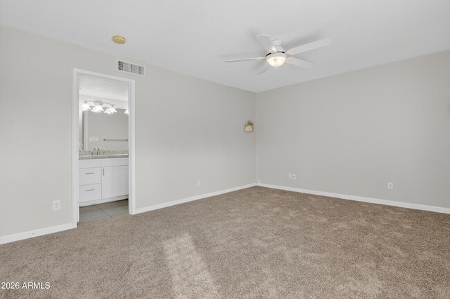 Building Photo - 6843 E Redfield Rd