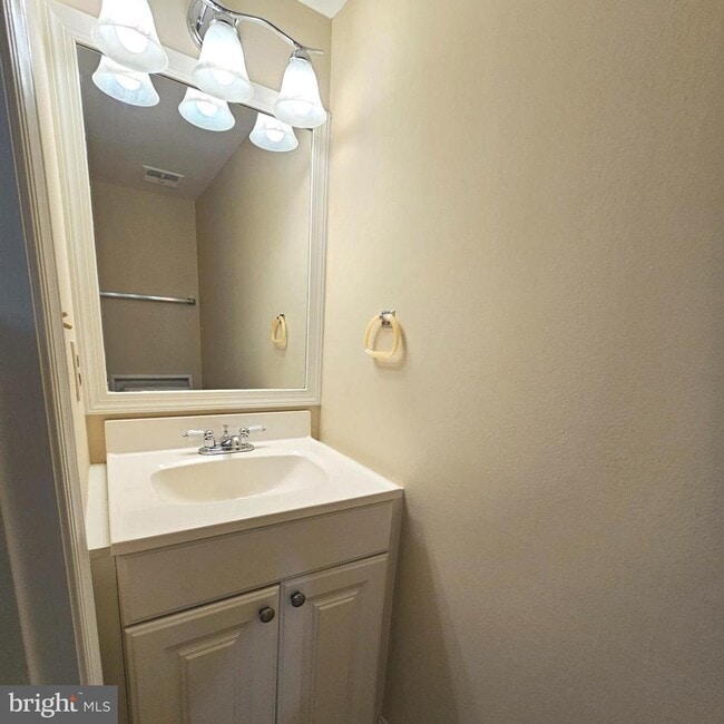 Building Photo - 4430 Airlie Way