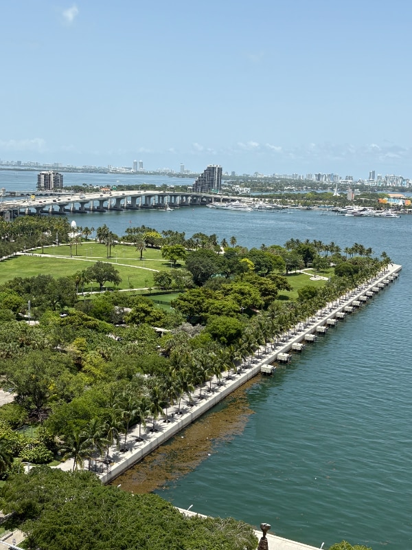 Building Photo - 888 Biscayne Blvd
