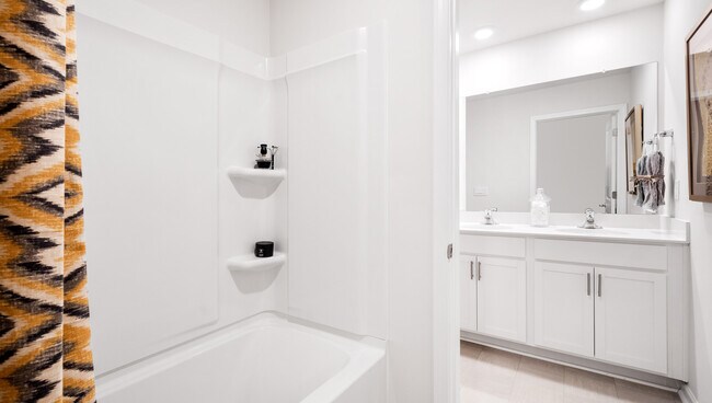 Building Photo - 751 Wolverine Ln