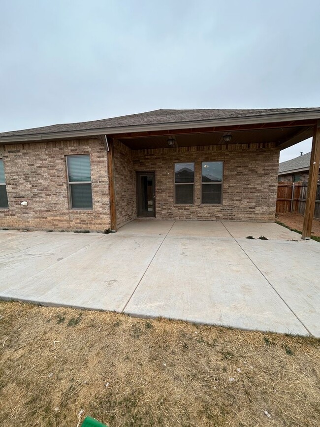 Building Photo - Beautiful 3 bedroom home in Northpark!