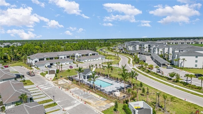 Building Photo - 15990 Grassland Ln