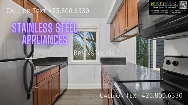 Building Photo - 15242 SE 43rd Ct