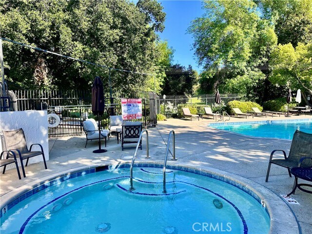 Building Photo - 4648 Park Granada