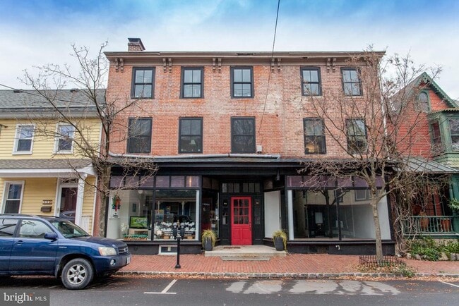 Building Photo - 54 Coryell St