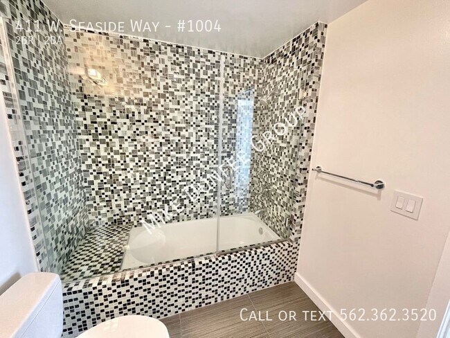 Building Photo - 411 W Seaside Way