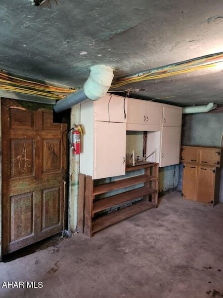 Building Photo - 470 Golden Rule Dr