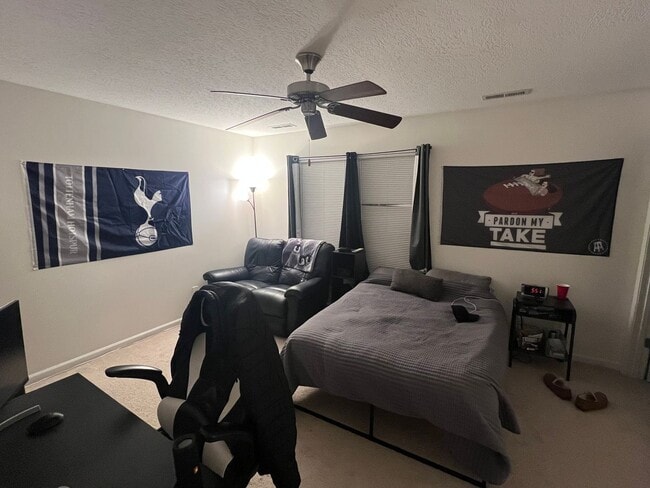 Building Photo - Available for the 2026-2027 lease term.