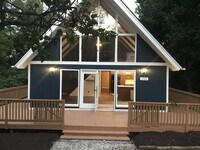 Building Photo - 122 Waterlick Ct