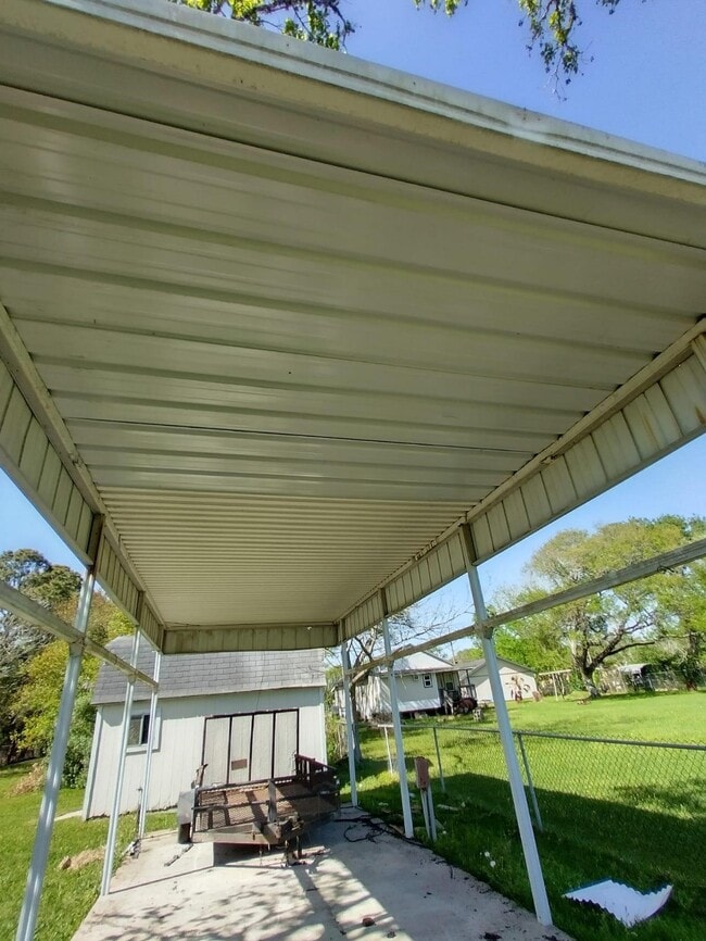 Building Photo - 1220 Walnut St