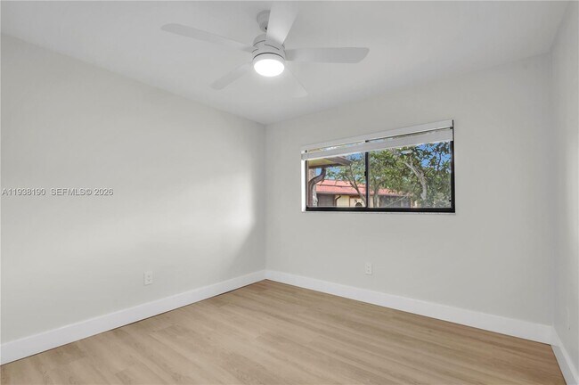 Building Photo - 10959 W Clairmont Cir